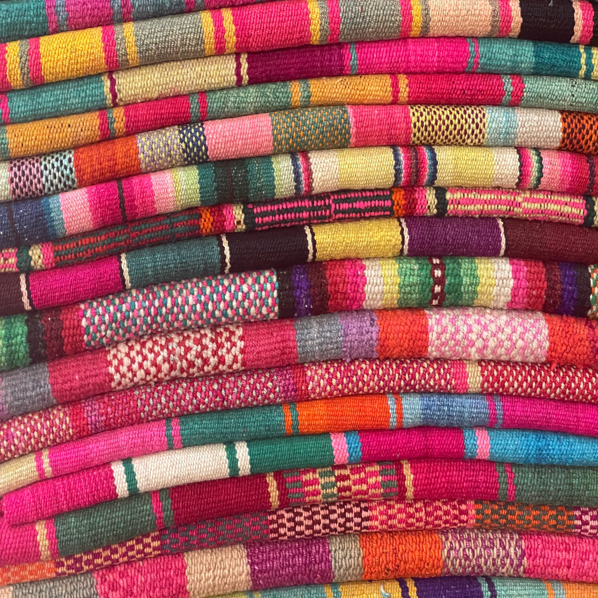 Peruvian Textil Peruvian Textiles – Nomad Chic